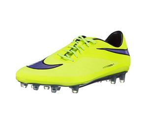 Soccer cleat